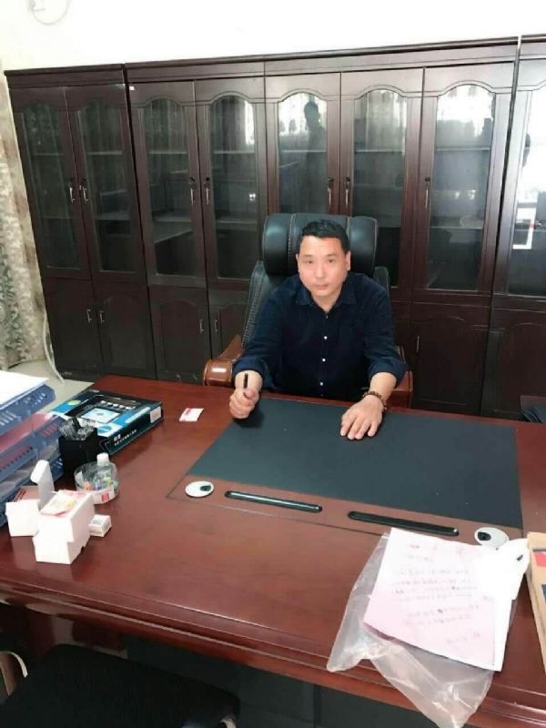 艺术家的第一张照片--台湾蓝颜知己交友网