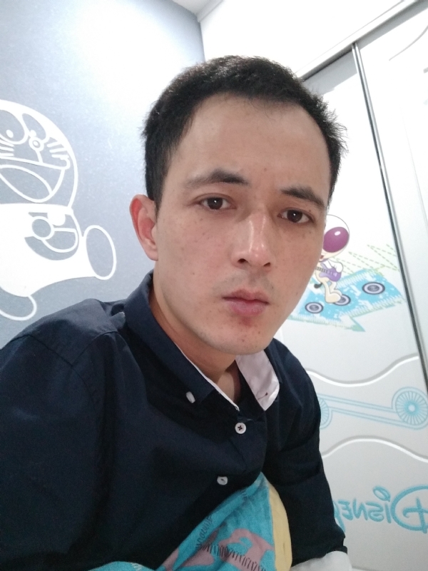 容晨的第一张照片--台湾蓝颜知己交友网