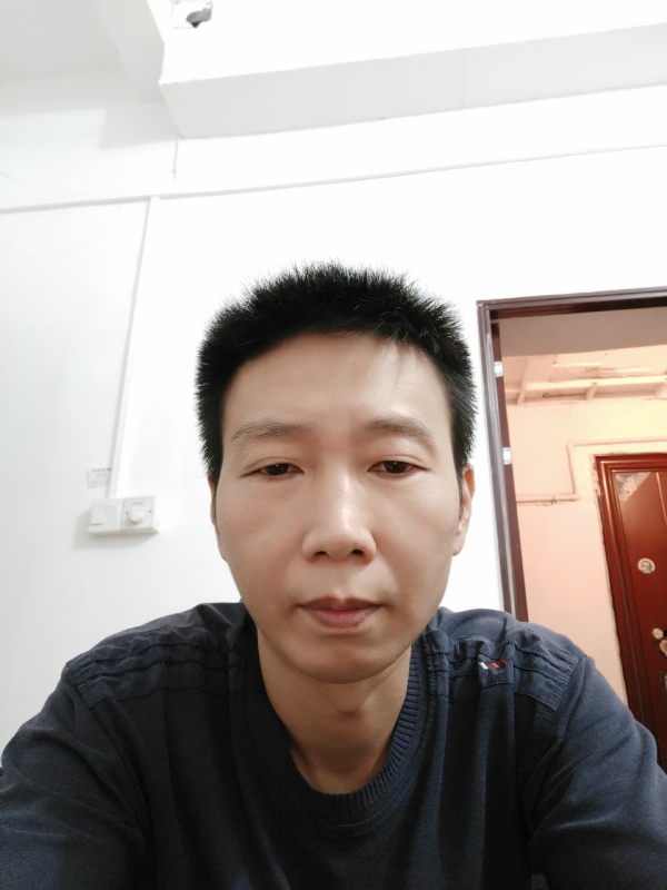 爱依然的第一张照片--台湾蓝颜知己交友网