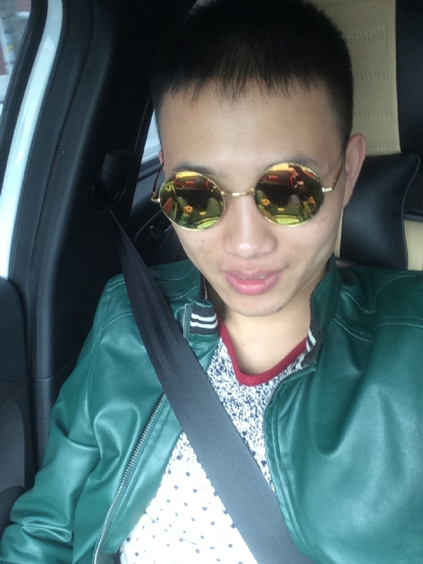 真心对待一个人的第一张照片--台湾蓝颜知己交友网