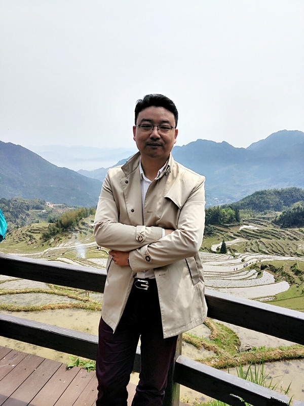 过往的第二张照片--台湾蓝颜知己交友网