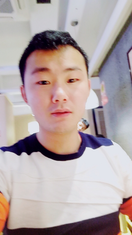 云淡风轻的第一张照片--台湾蓝颜知己交友网