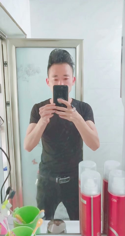 邱利平的第一张照片--台湾蓝颜知己交友网