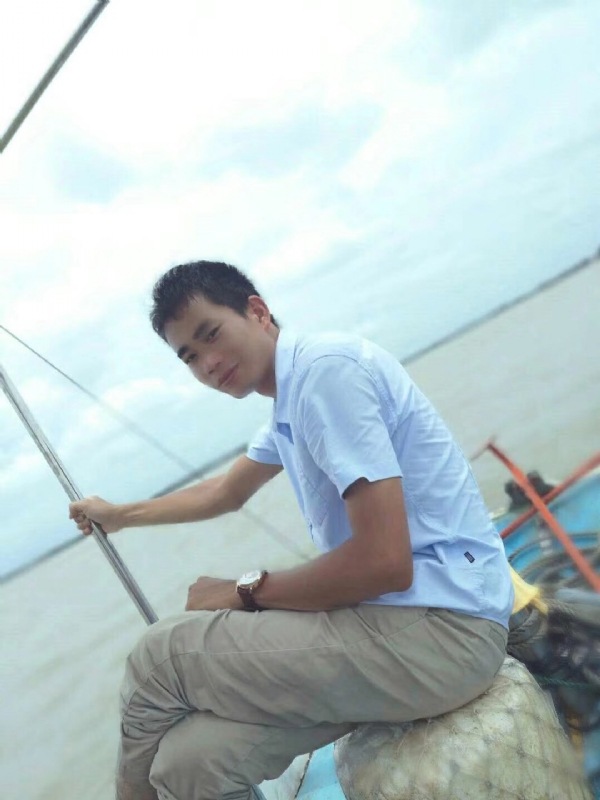 慵懒的猫的第一张照片--台湾蓝颜知己交友网