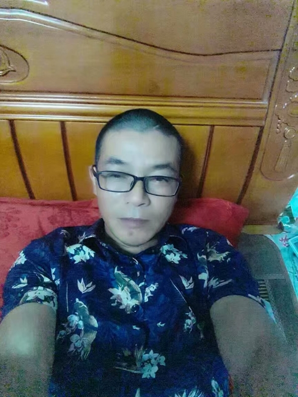 坚信就是你的第一张照片--台湾蓝颜知己交友网