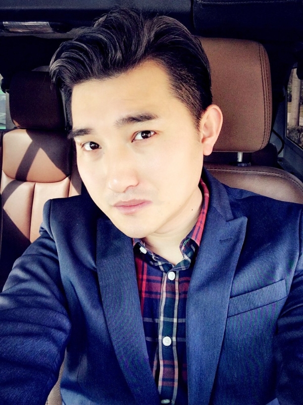 奋斗的第三张照片--台湾蓝颜知己交友网