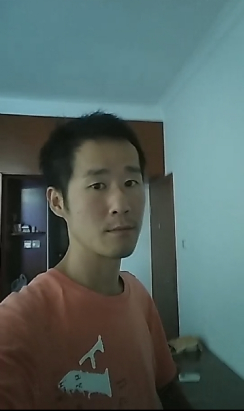 呀是你的第一张照片--台湾蓝颜知己交友网