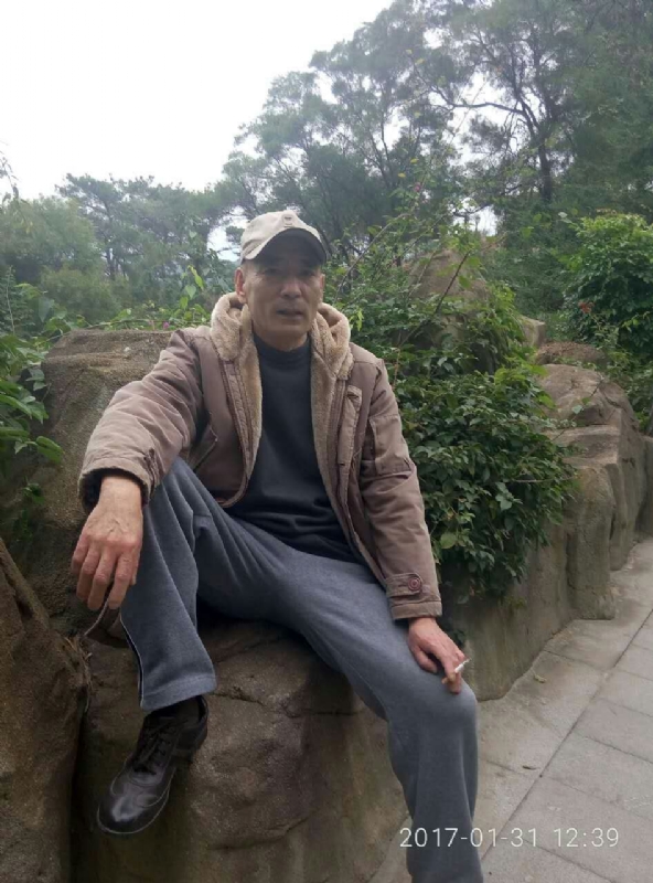 热腾腾的第一张照片--台湾蓝颜知己交友网