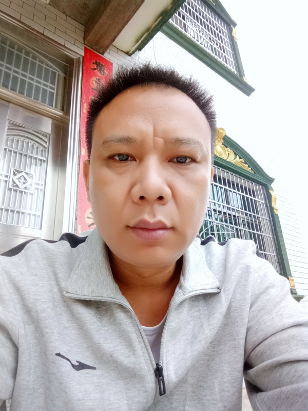 随缘的第一张照片--台湾蓝颜知己交友网