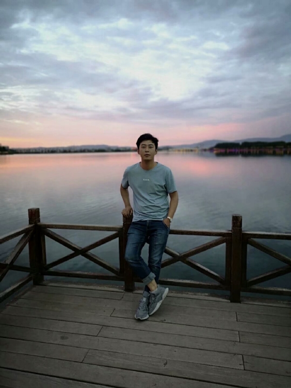 喂南墙我要撞你了的第一张照片--台湾蓝颜知己交友网