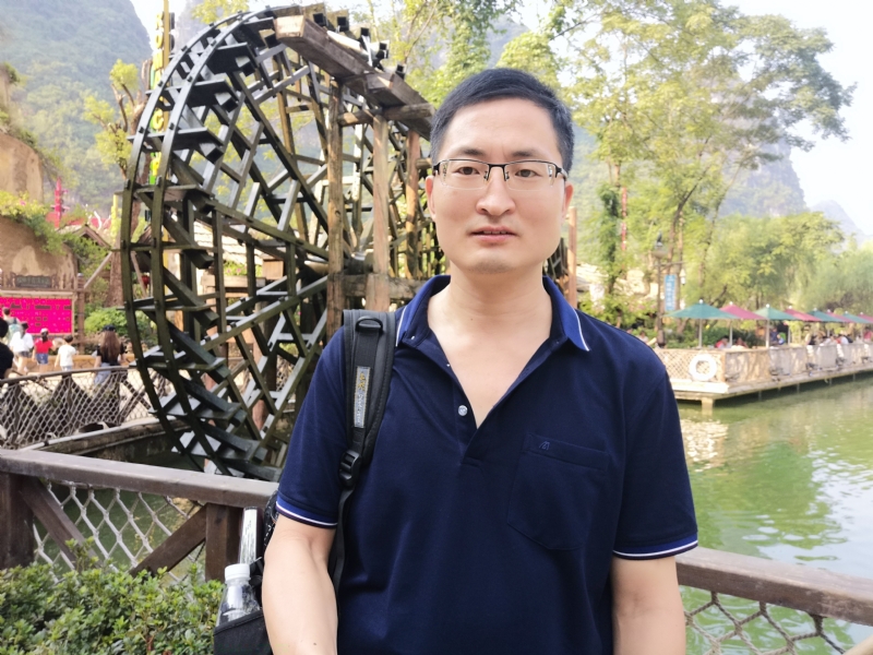 一笑而过的第一张照片--台湾蓝颜知己交友网