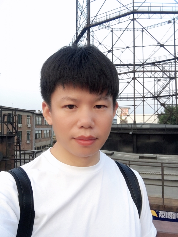 董晓群的第一张照片--台湾蓝颜知己交友网