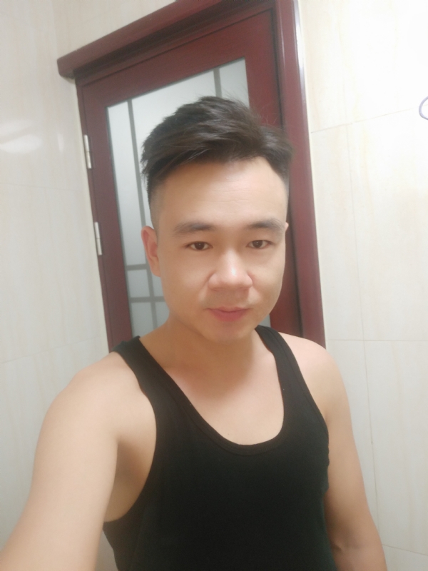 浮生若梦的第一张照片--台湾蓝颜知己交友网