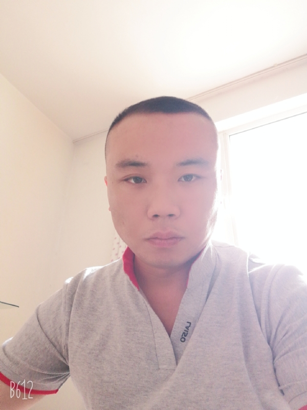 那夜的风的第一张照片--台湾蓝颜知己交友网