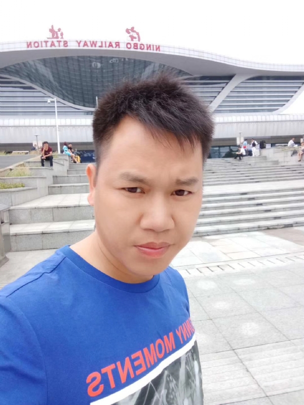 笑对人生的第一张照片--台湾蓝颜知己交友网