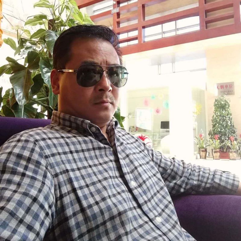 雪豹的第一张照片--台湾蓝颜知己交友网