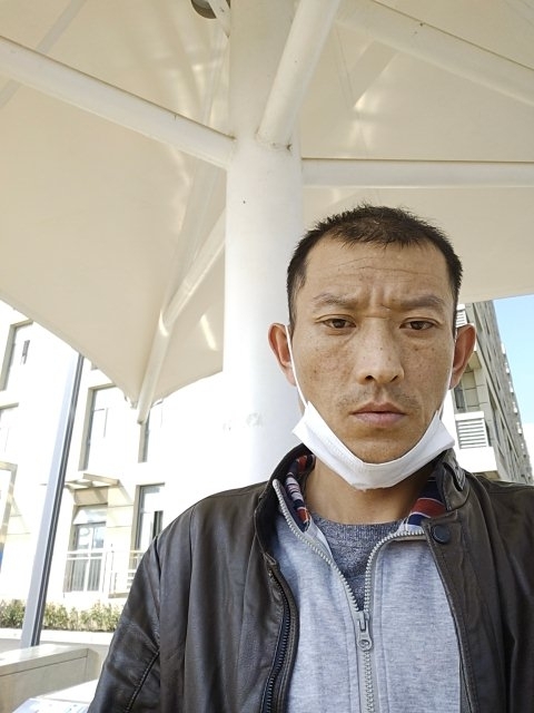 孤狼的第一张照片--台湾蓝颜知己交友网