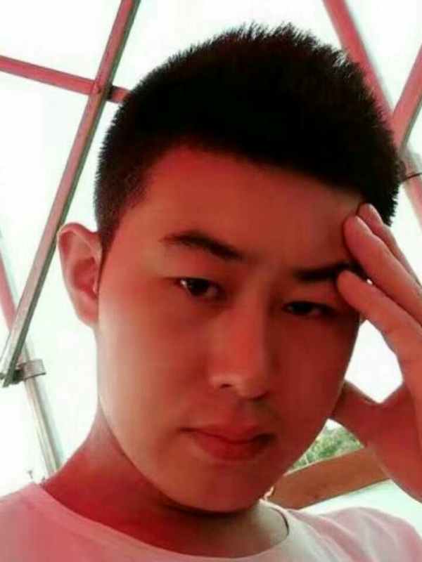 淡漠的第一张照片--台湾蓝颜知己交友网