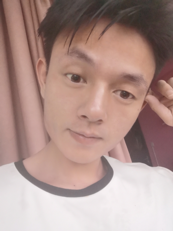 一一得一的第一张照片--台湾蓝颜知己交友网