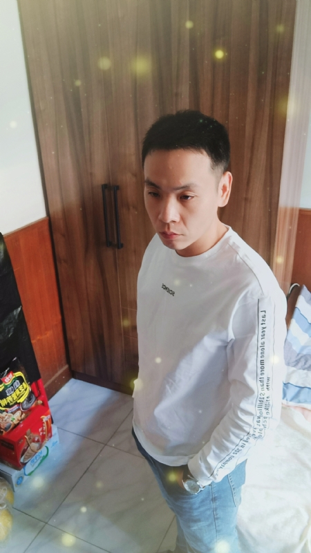 没有蜡笔的小航的第三张照片--台湾蓝颜知己交友网