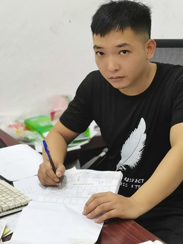 寻找另一伴的第一张照片--台湾蓝颜知己交友网