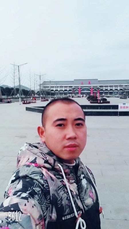 爱相随的第一张照片--台湾蓝颜知己交友网