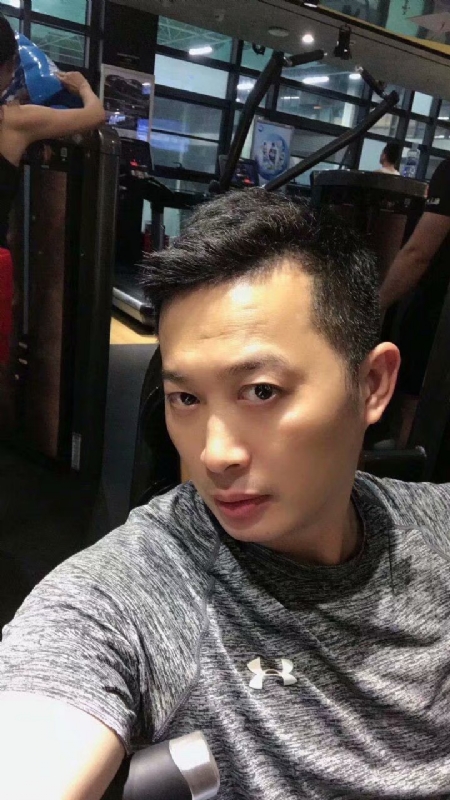 期待你的爱的第一张照片--台湾蓝颜知己交友网