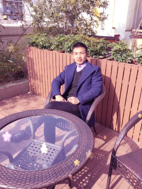 哥哥的第一张照片--台湾蓝颜知己交友网