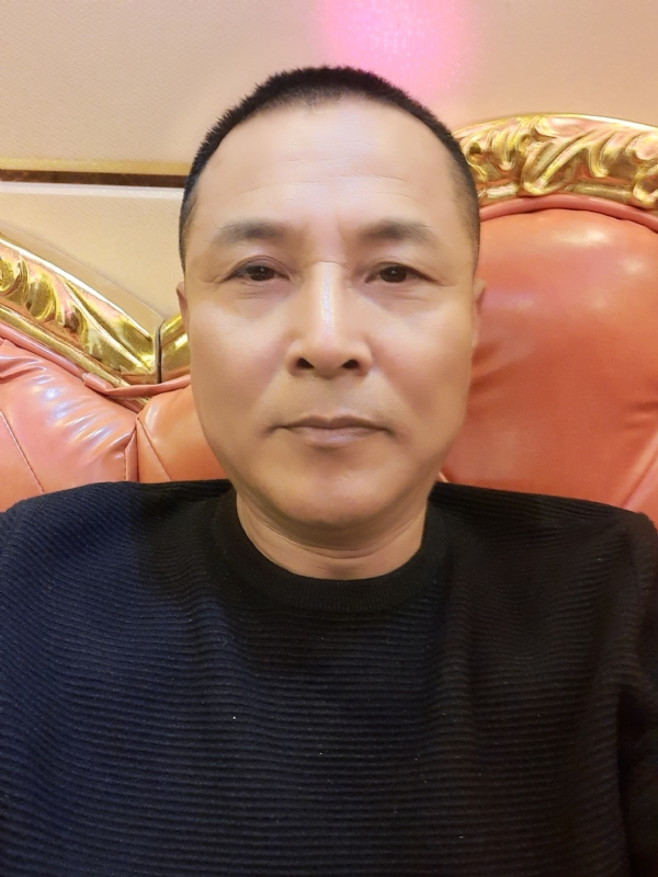 平常的第一张照片--台湾蓝颜知己交友网