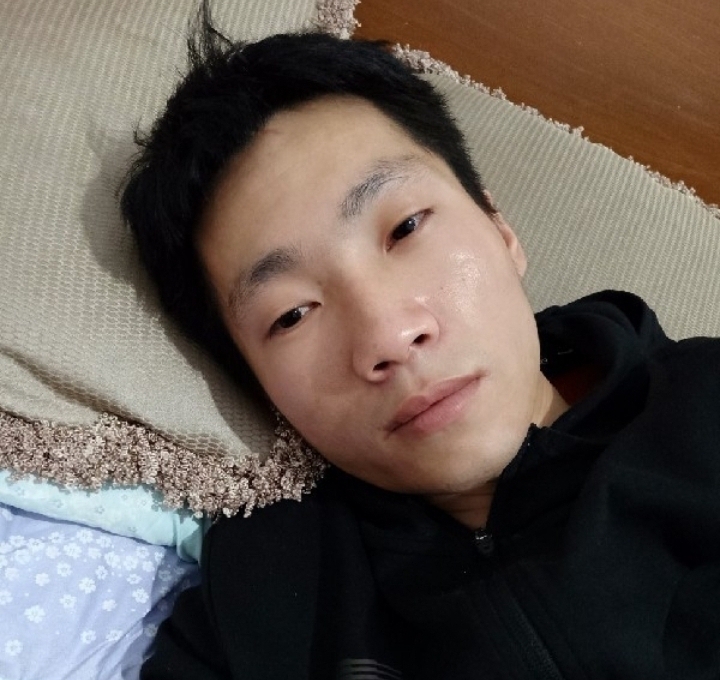 老鼠爱上猫的第一张照片--台湾蓝颜知己交友网