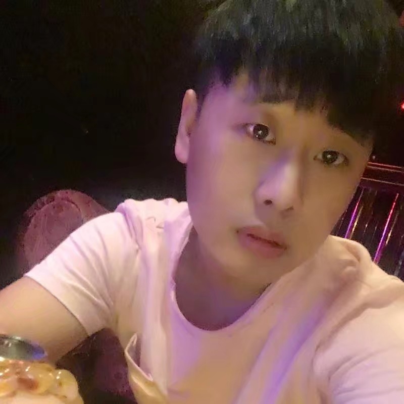 闪烁的第一张照片--台湾蓝颜知己交友网