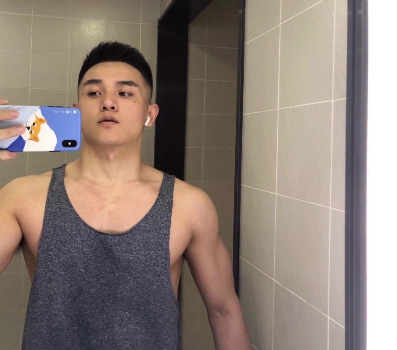 李文亮的第一张照片--台湾蓝颜知己交友网