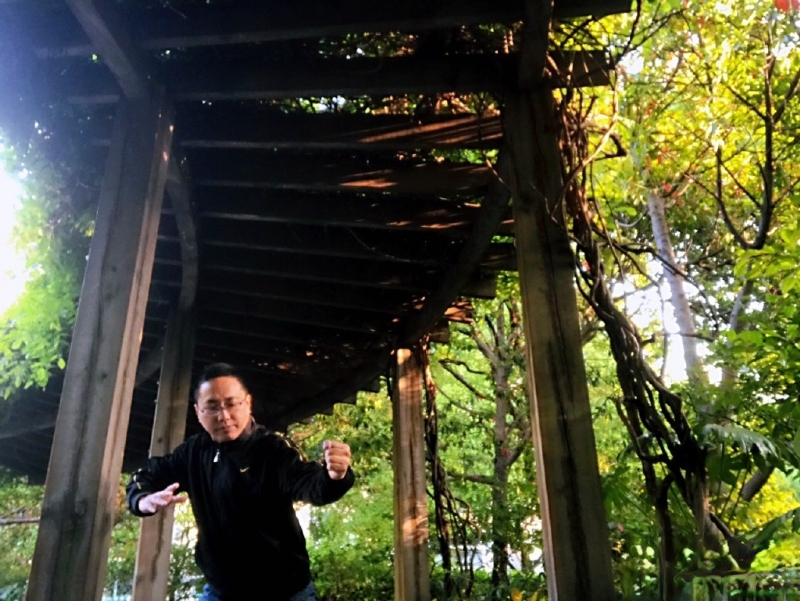 自故深情好受伤的第二张照片--台湾蓝颜知己交友网