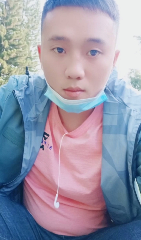 风起云涌的第一张照片--台湾蓝颜知己交友网