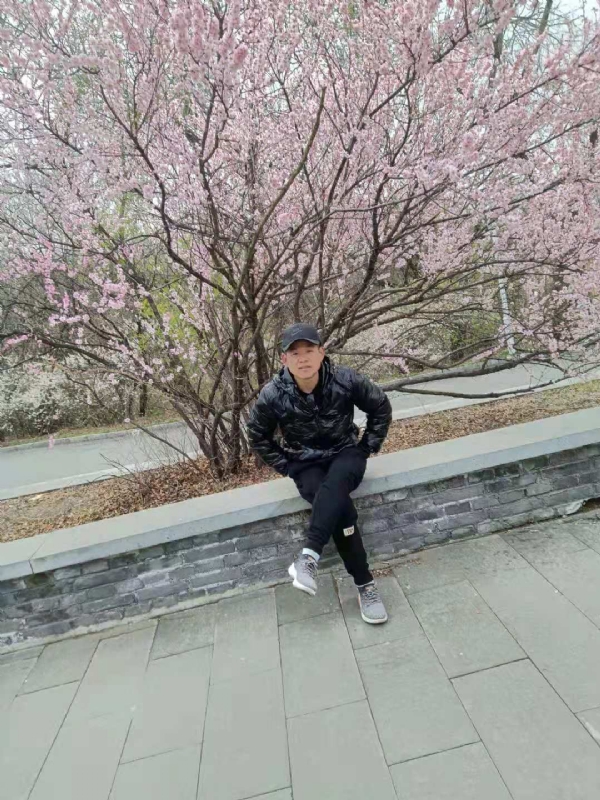 寻找幸福的第一张照片--台湾蓝颜知己交友网