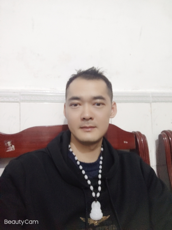 快乐的等待的第一张照片--台湾蓝颜知己交友网