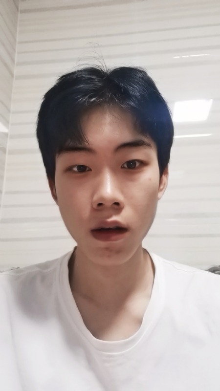 嘿的第一张照片--台湾蓝颜知己交友网