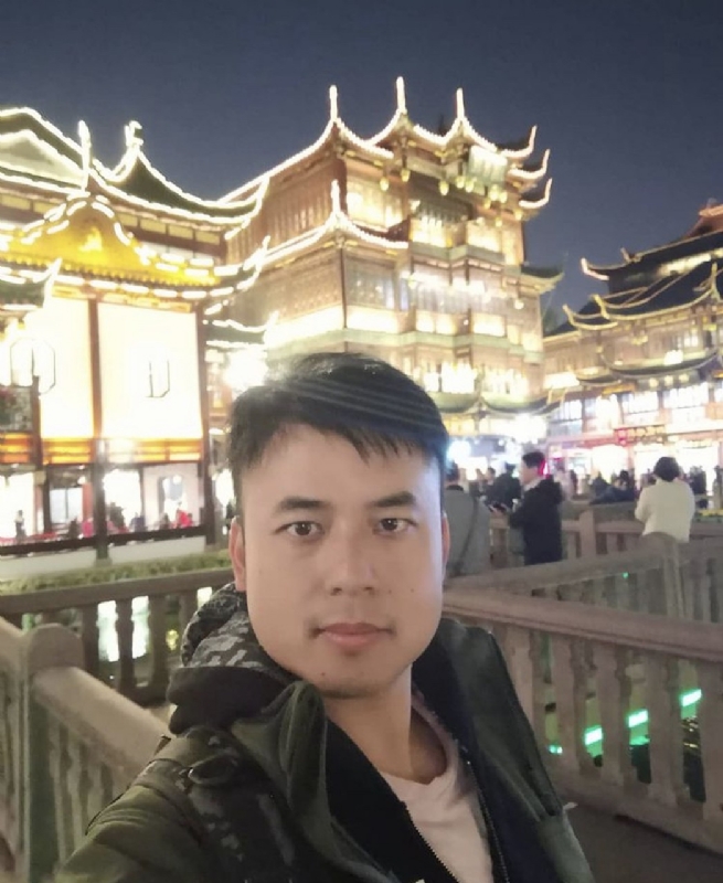 何先生he的第一张照片--台湾蓝颜知己交友网