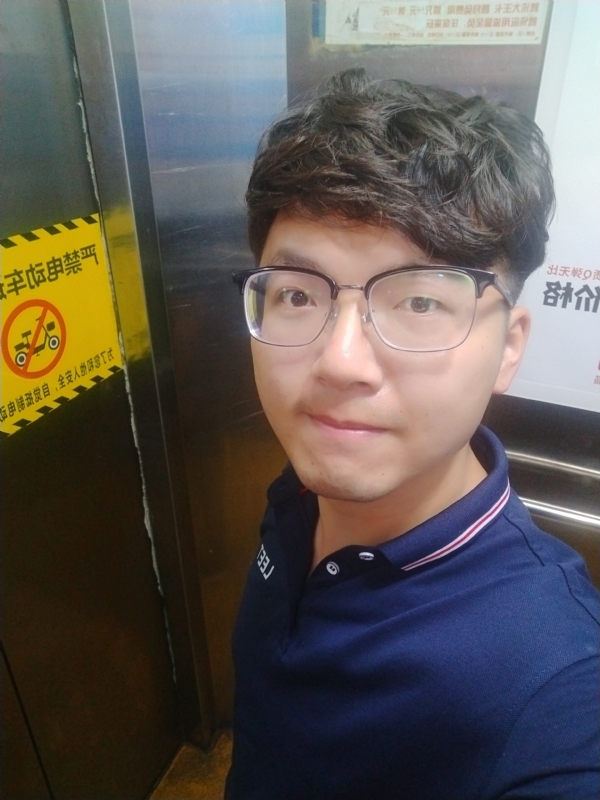 H先生的第二张照片--台湾蓝颜知己交友网