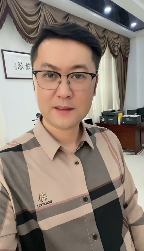 勤勉的第一张照片--台湾蓝颜知己交友网