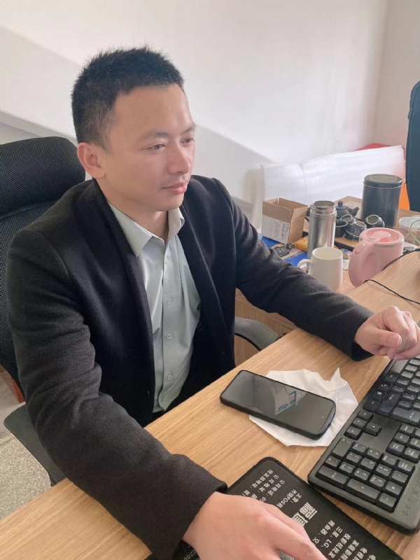 落叶知秋的第一张照片--台湾蓝颜知己交友网