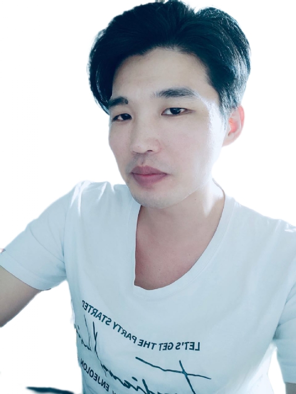 左岸的救赎的第一张照片--台湾蓝颜知己交友网